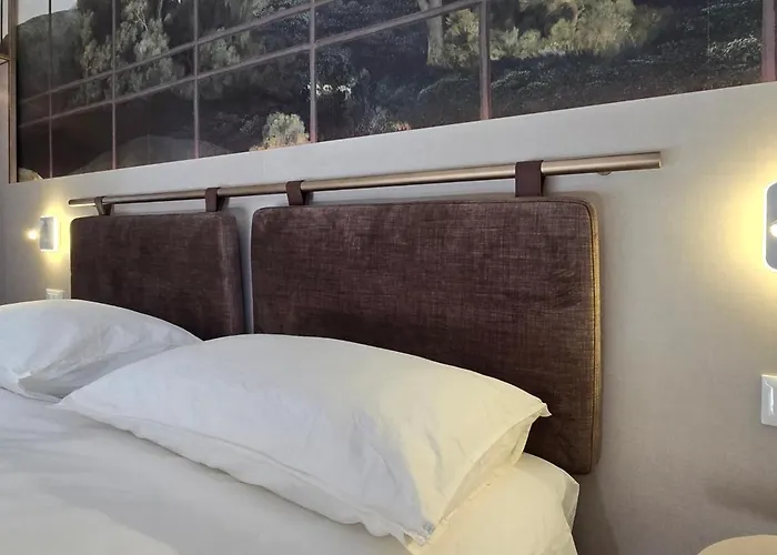 בית הארחה Elegante Stanza Privata In Centro A Colosseo - Flc In 4*